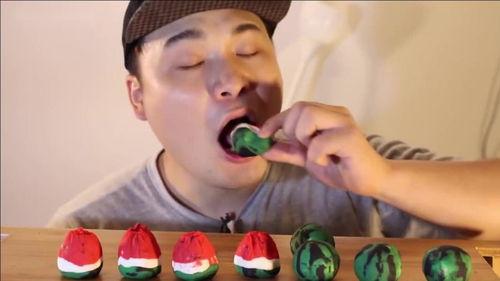 正在吃瓜的小许,揭秘娱乐圈那些事儿